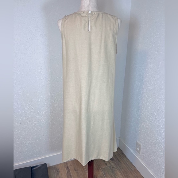 For Cynthia Linen Blend Handkerchief Hem Dress - Picture 4 of 7